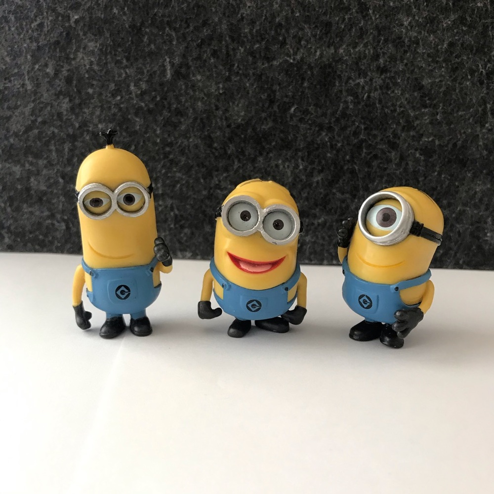 Universal Studios Minions Action Figures 3 Sets